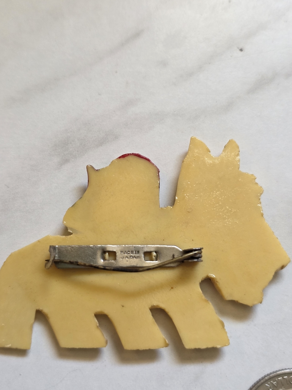 Vintage Cream and Black Scottie Dog Brooch - Picture 3 of 5